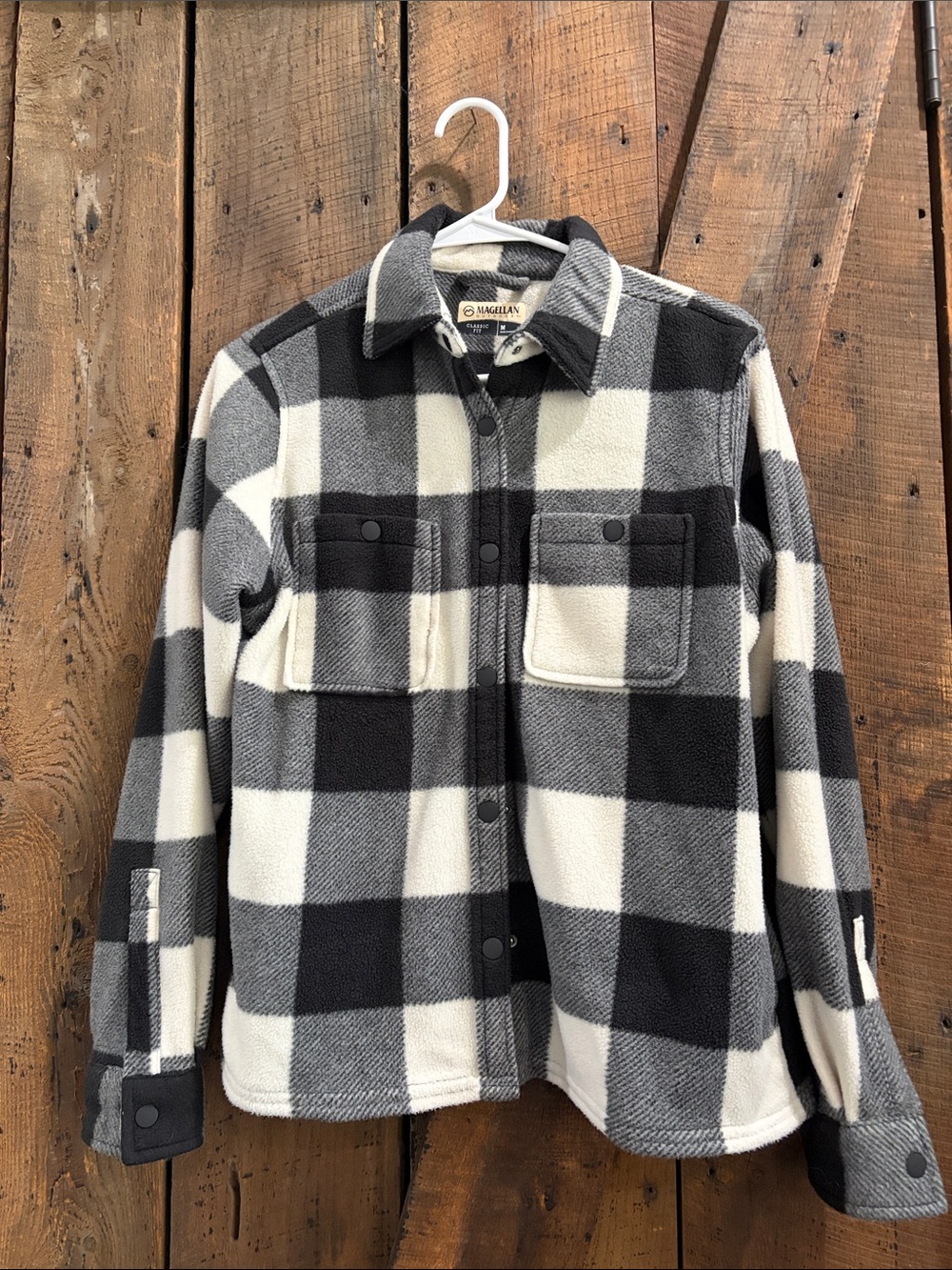 Magellan Outdoors Black & White Buffalo Plaid Shirt Jacket